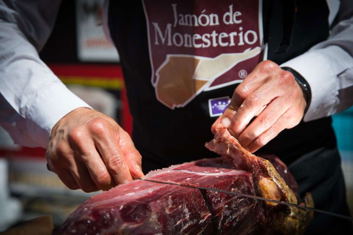 El Día del Jamón de Monesterio está declarada Fiesta de Interés Turístico Regional HOY MONESTERIO
