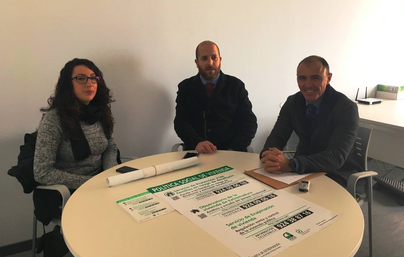 Durante la presentación de la oficina de atención presencial para personas con problemas inmobiliarios en Monesterio ISABEL AMBRONA