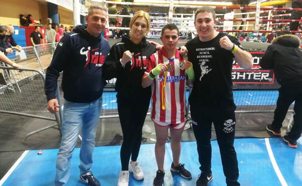 Jesús Solís, plata en kick boxing en el 3er. Open de Guadalajara