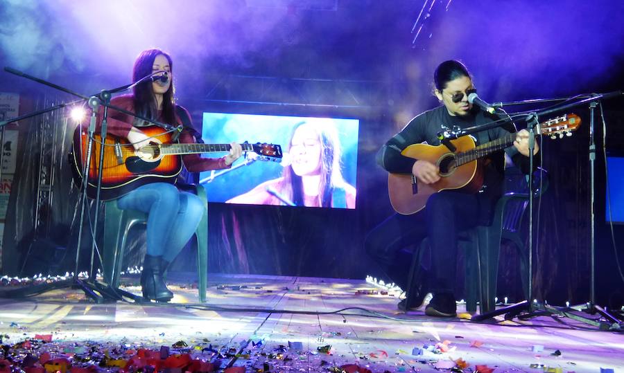Carla Fraile en categoría infantil con 'Mi reflejo'; Sheila Mirasierra en juvenil con 'Calypso' y María Luisa Lamadrid en senior con 'Wimby Tamu', fueron elegidas reinas del Carnaval 2019 en la gala que se celebró en la tarde-noche del sábado en el pabellón polideportivo, que se quedó pequeño, con decenas de personas sin poder acceder al completarse el aforo. Más información en HOY. 