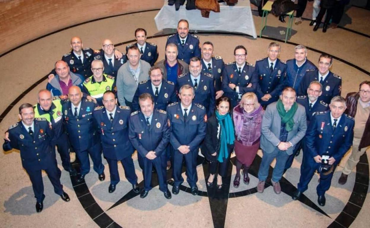 La Asociación de Jefes y Mandos de Policías Locales distinguirá a Carlos Marcos y José Luis Baños