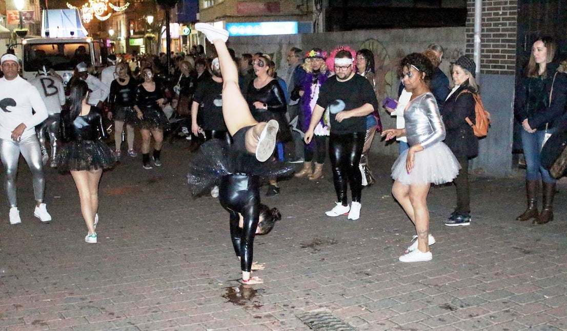 Fotos: Pasacalles carnavalero