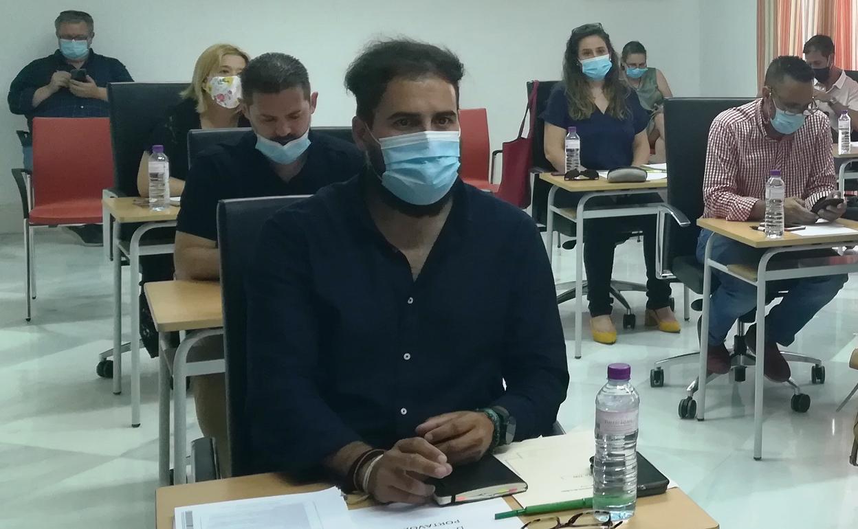 Pedro Fernández, portavoz municipal, en un pleno 