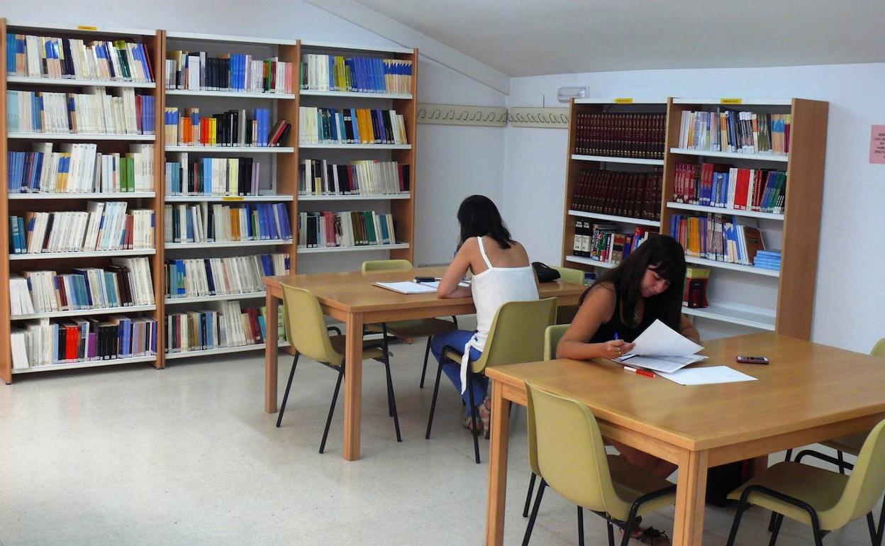 Biblioteca universitaria de la UNED 