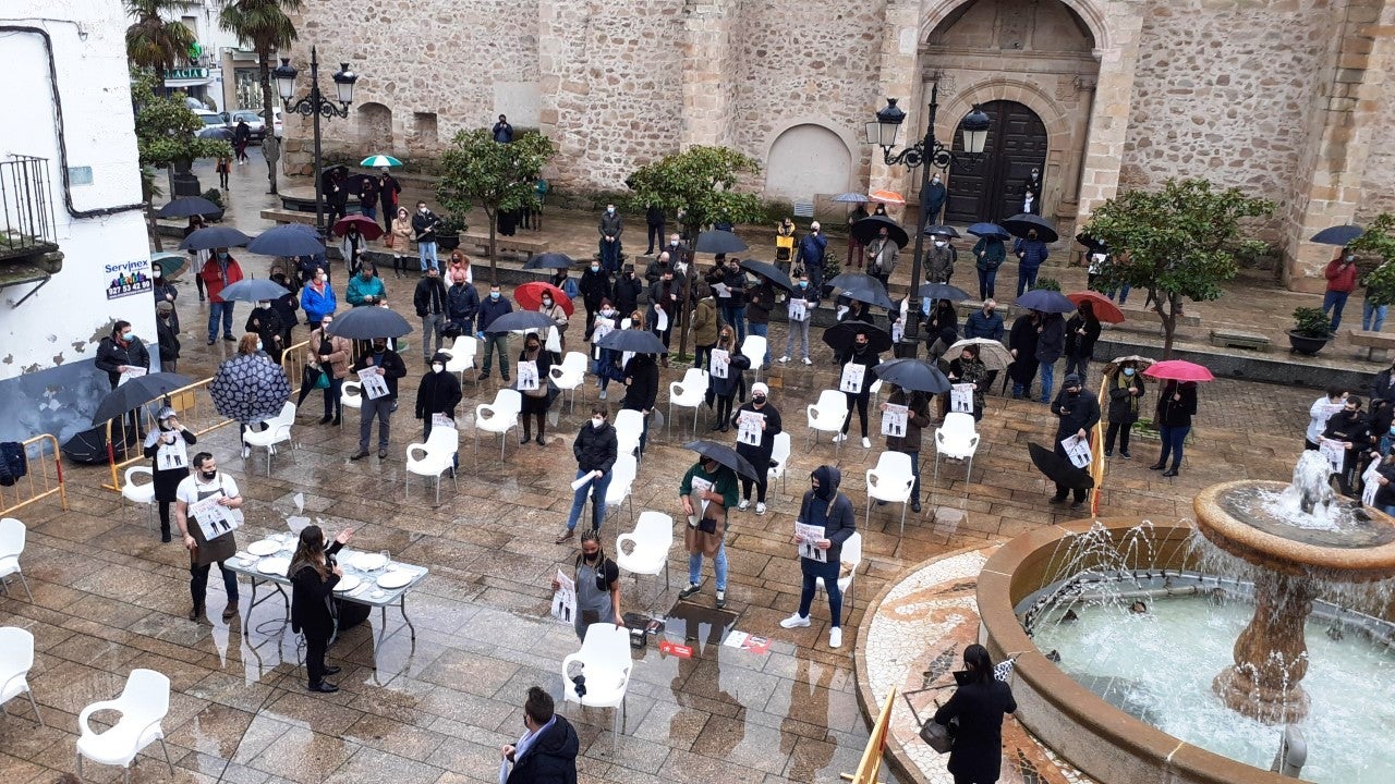Imagen de la plaza de España durante la concentración 