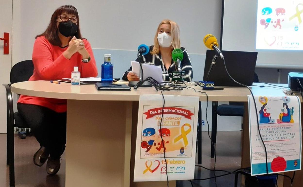 Rosa María Nuevo y Malu Martínez en la presentación 
