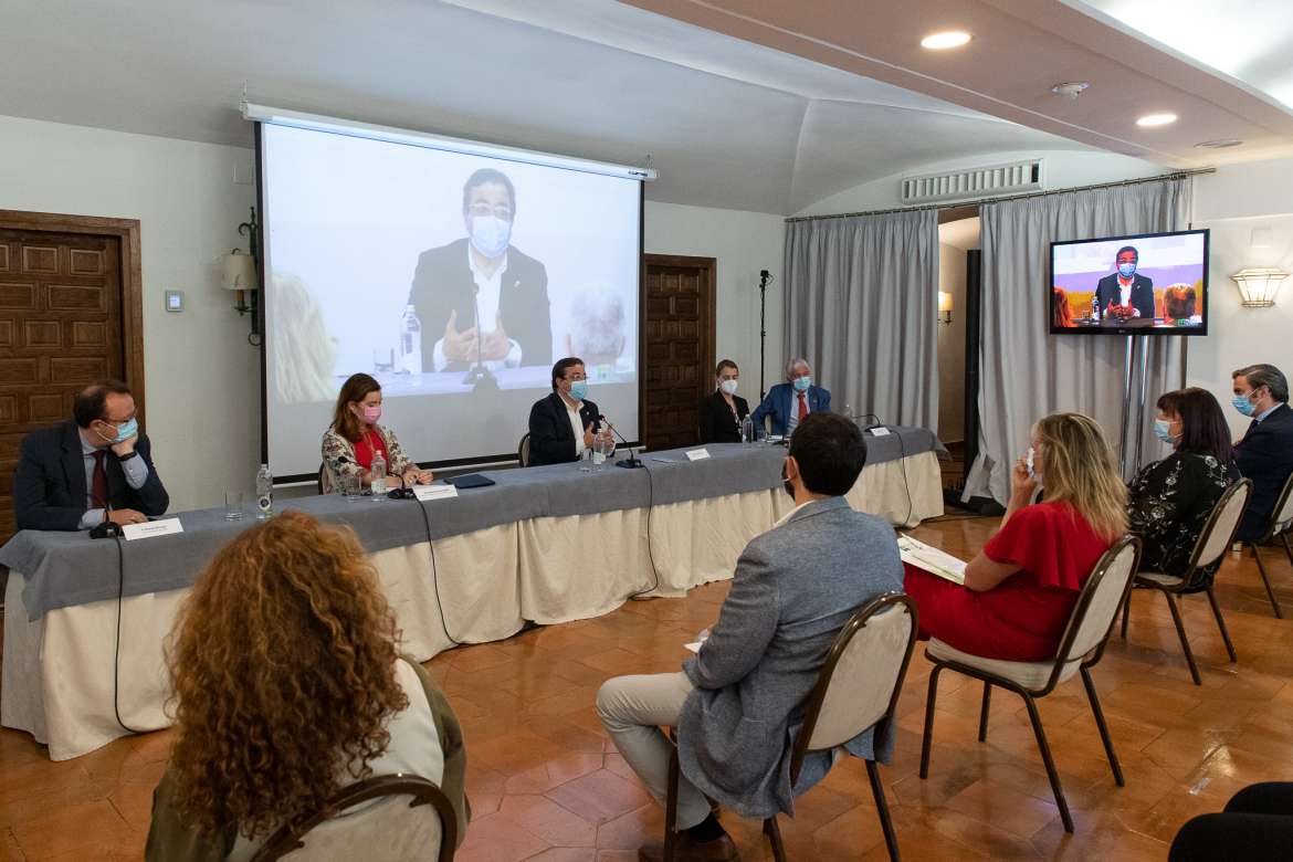 Presentación del informe de la Mesa del Tabaco 