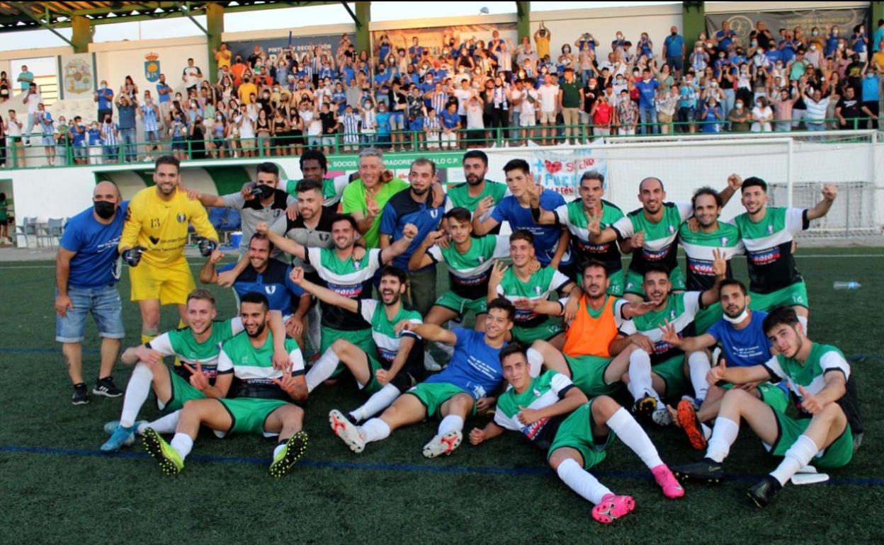 El Don Álvaro asciende a Tercera División tras imponerse al Jaraíz, 0-1, en el minuto 92