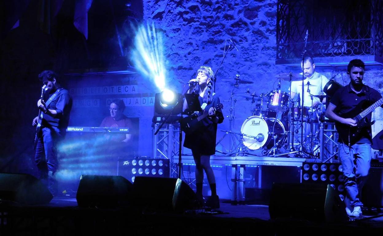Julia Lucas cierra el festival Navaljazz