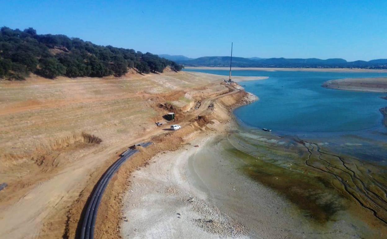 Imagen desde la toma de agua de Peraleda de la Mata 