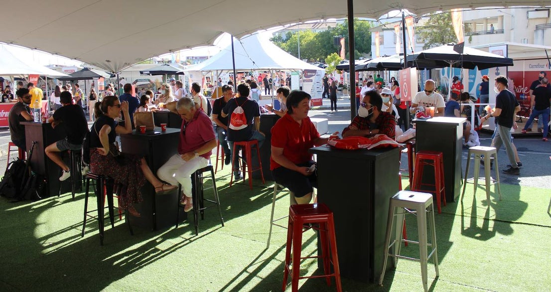 Fotos: Jornada histórica para el deporte moralo: sale una etapa de la Vuelta Ciclista