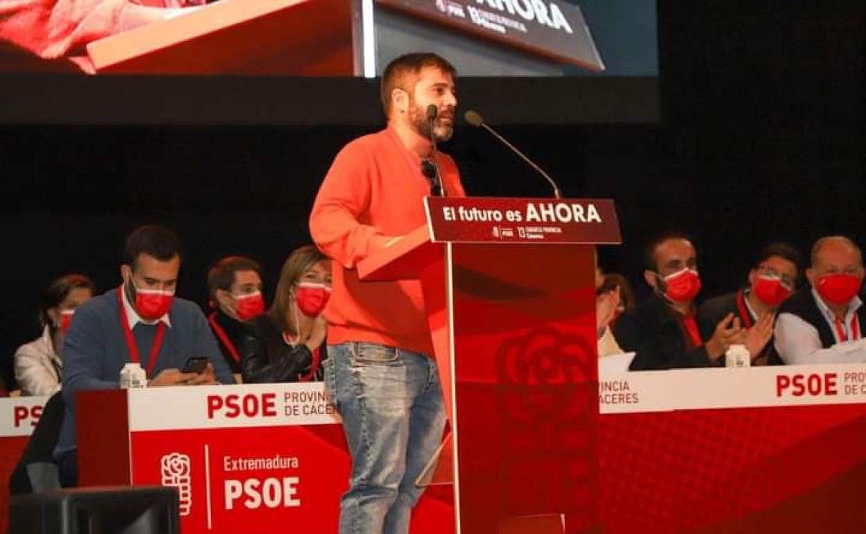 Alejadnro Tanco en su intervención en el congreso provincial del PSOE 