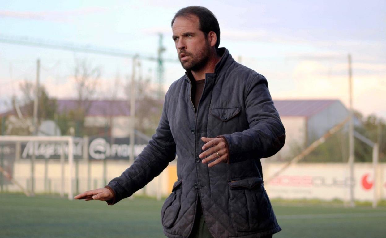 La directiva del Moralo cesa a Miguel Rubio tras empatar con el Azuaga, 1-1