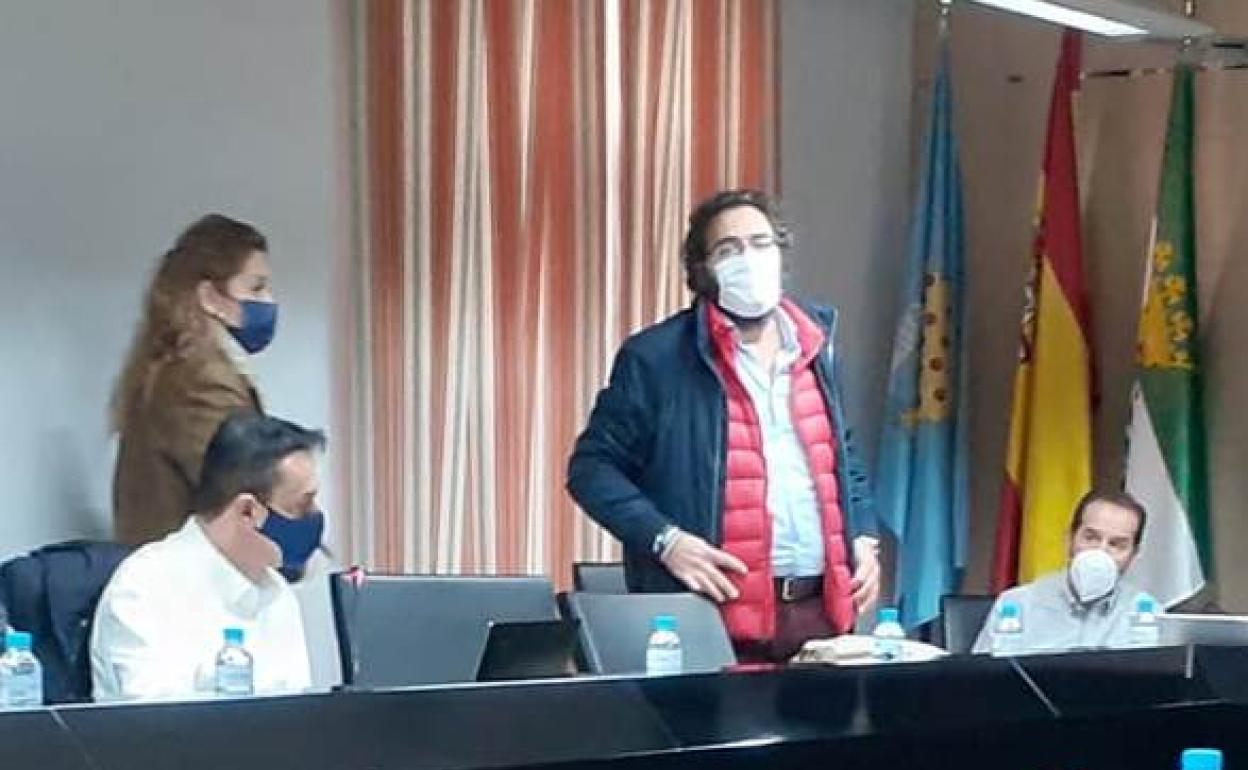 Jaime Vega a su llegada al pleno 