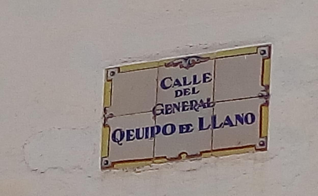 El pleno aprueba las 'Actuaciones a realizar en cumplimiento de la Ley de Memoria Histórica'