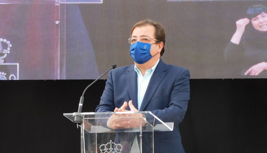 Fotos: Emotivo homenaje a Charo Cordero en Romangordo