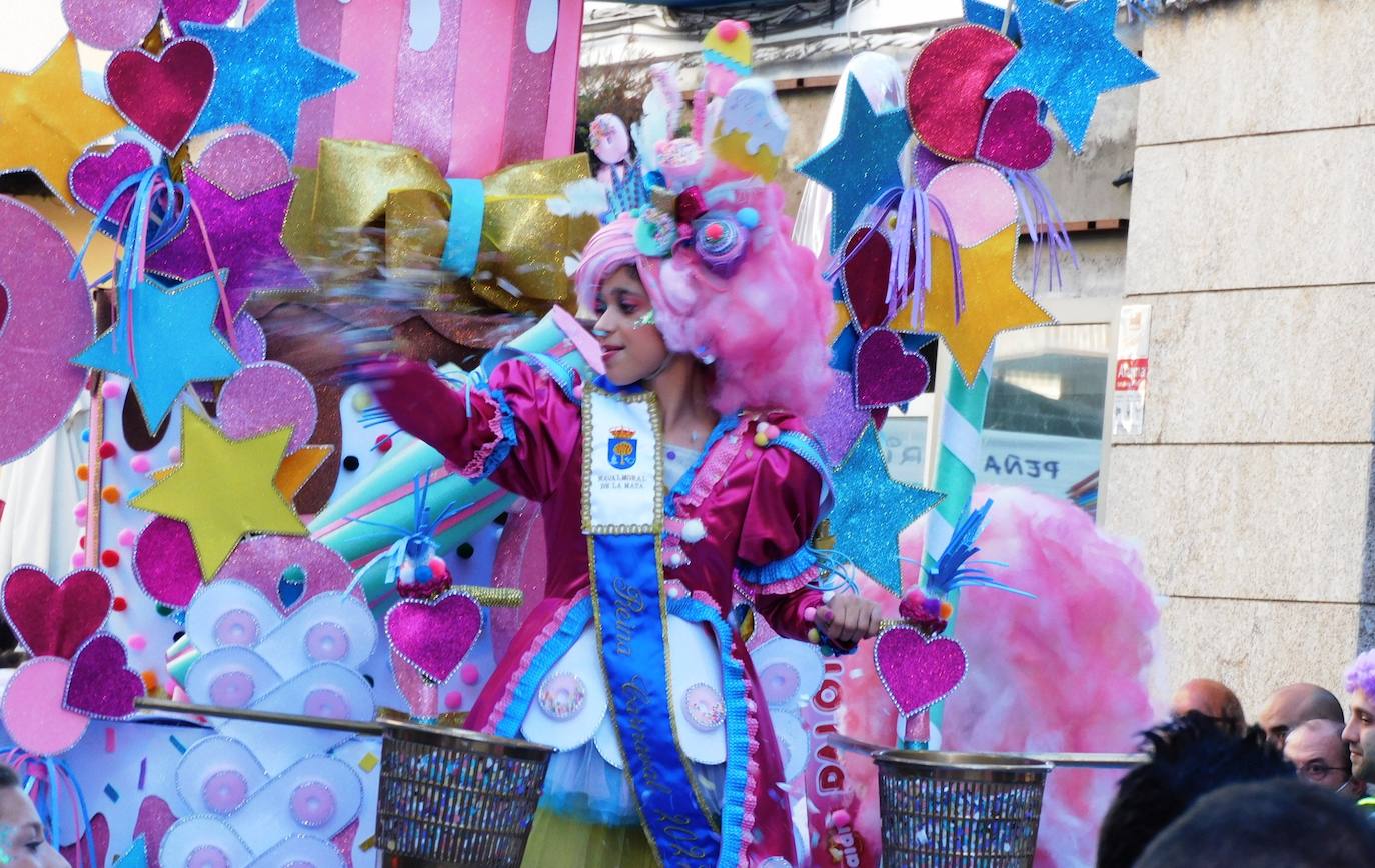 Fotos: Primer desfile de carrozas y comparsas