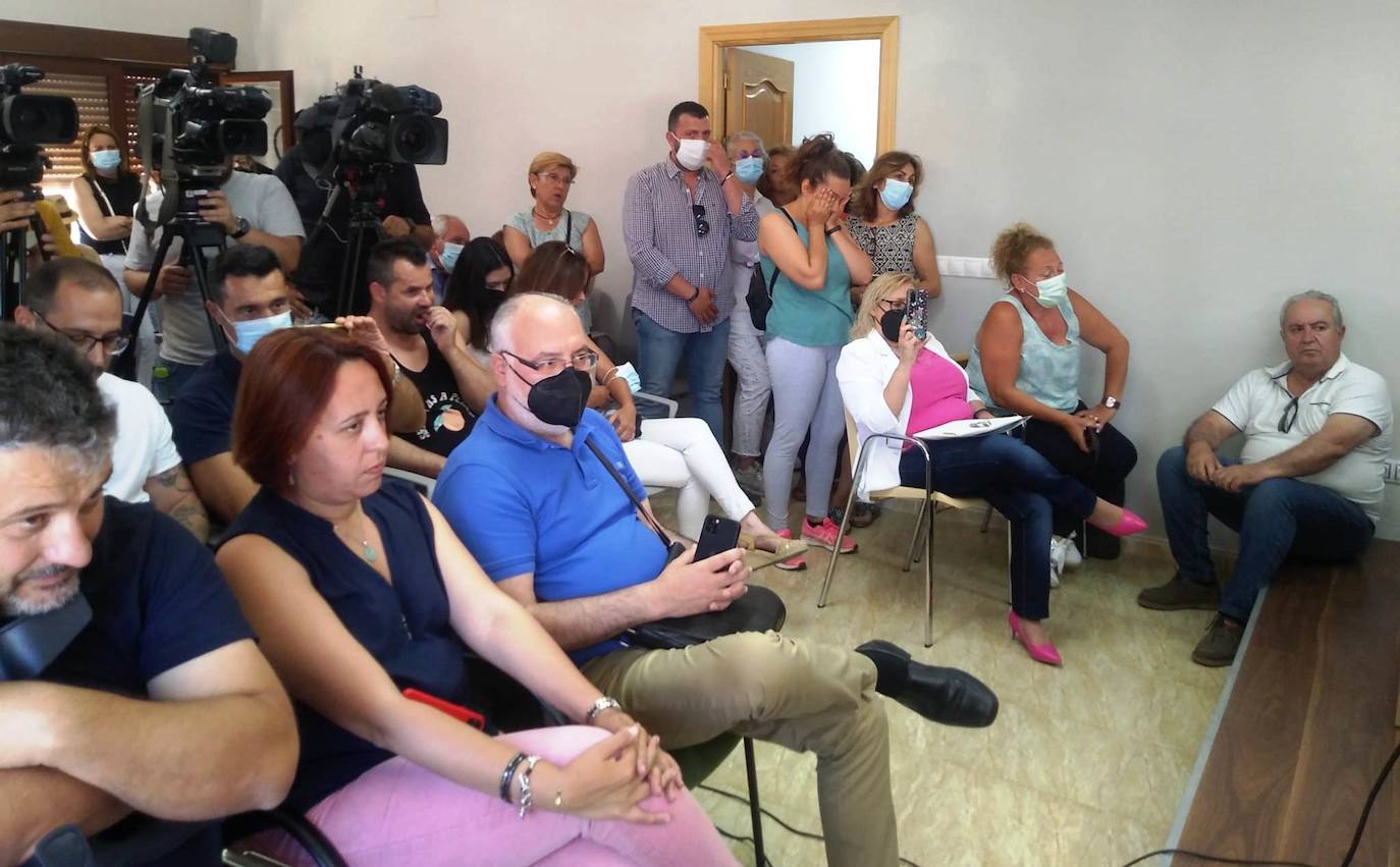 Fotos: Relevo en la alcaldía de Saucedilla