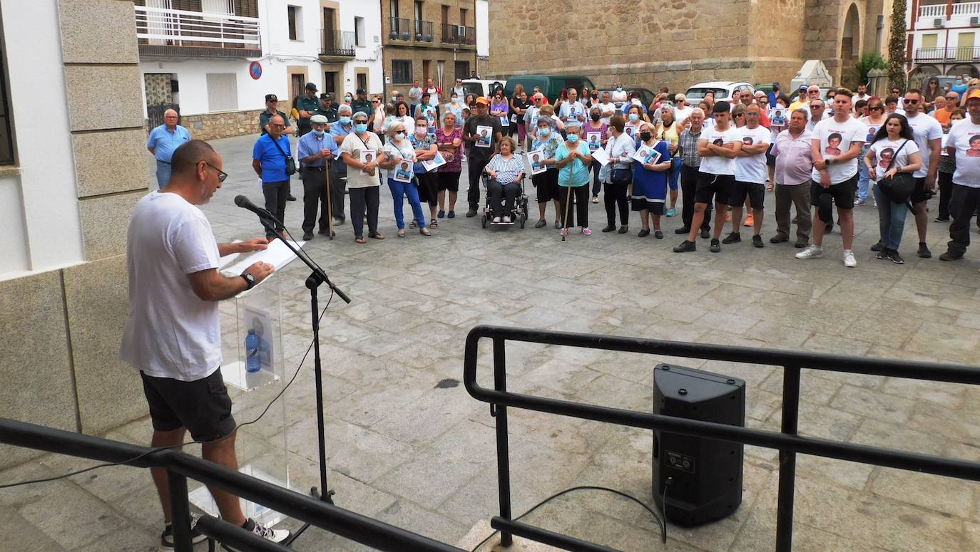 Intervención de Salvador Serrano en la plaza 