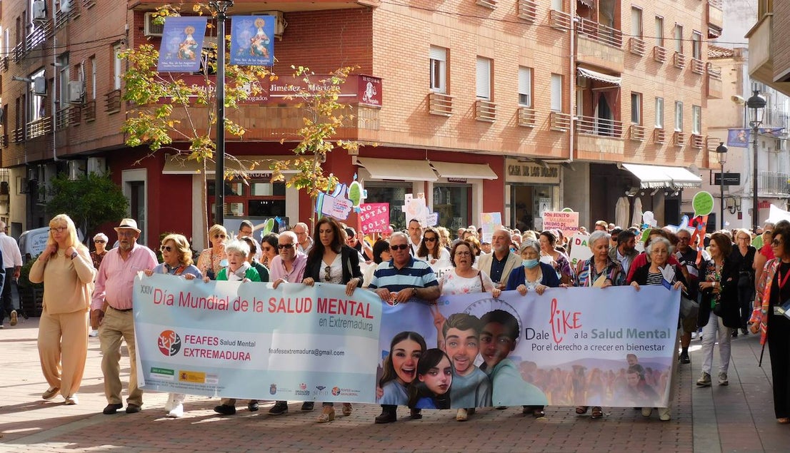 Fotos: Navalmoral celebra el Día Mundial de la Salud Mental