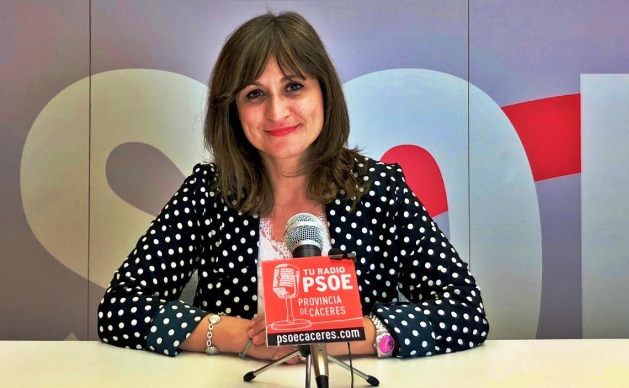 Raquel Medina en la sede provincial del PSOE 