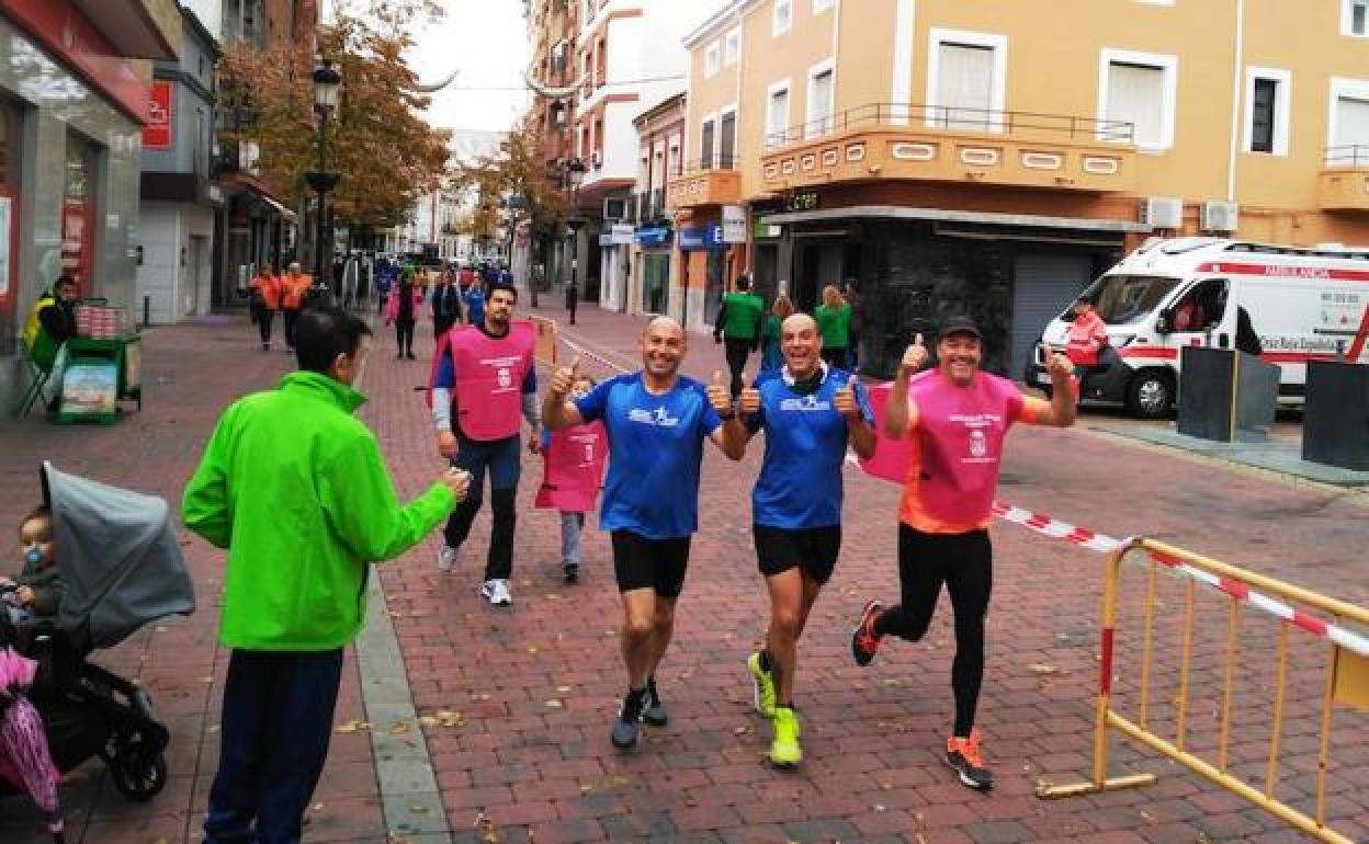Participantes en una anterior Carrera contra la Droga 