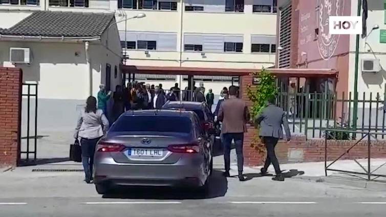 Fugaz visita de Pedro Sánchez a Navalmoral