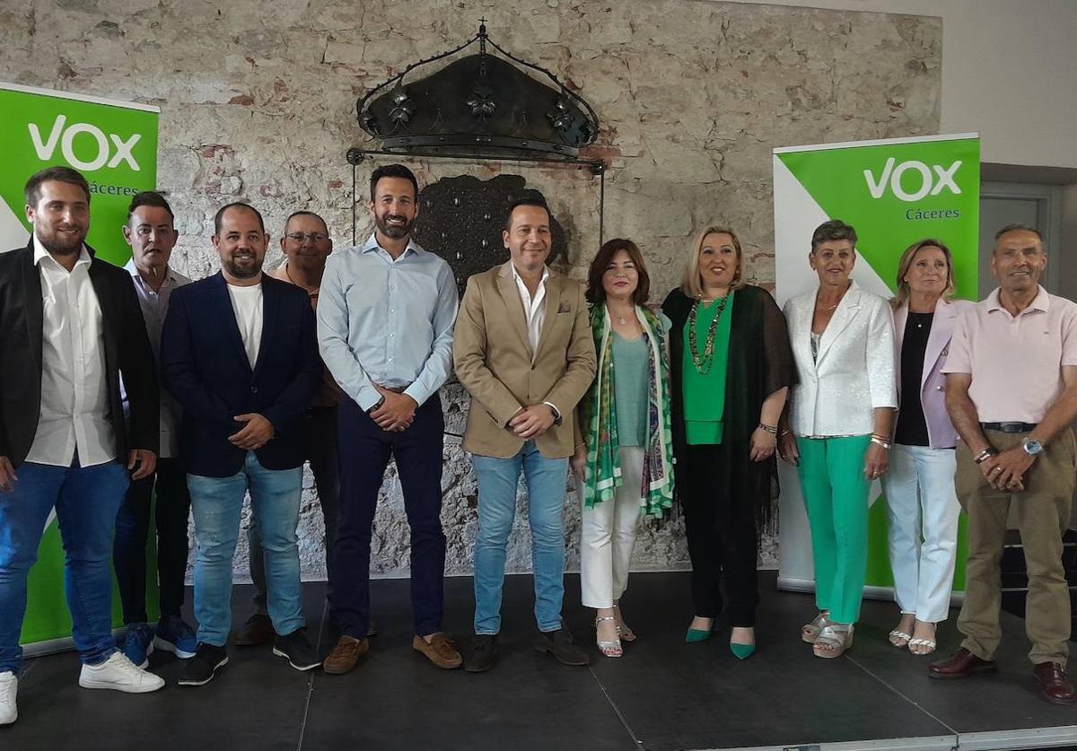 Buena parte de los integrantes de la candidatura de VOX el 28-M