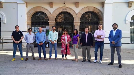 HOY Navalmoral reúne a los siete candidatos y dos candidatas a la alcaldía