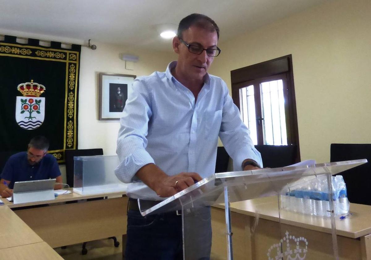 Raúl Medina al tomar posesión como presidente de la mancomunidad