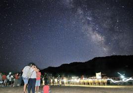 Anterior Noche de estrellas en Casas de Miravete