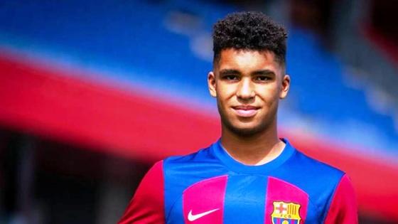 El moralo Edu Sánchez ya es jugador del FC Barcelona