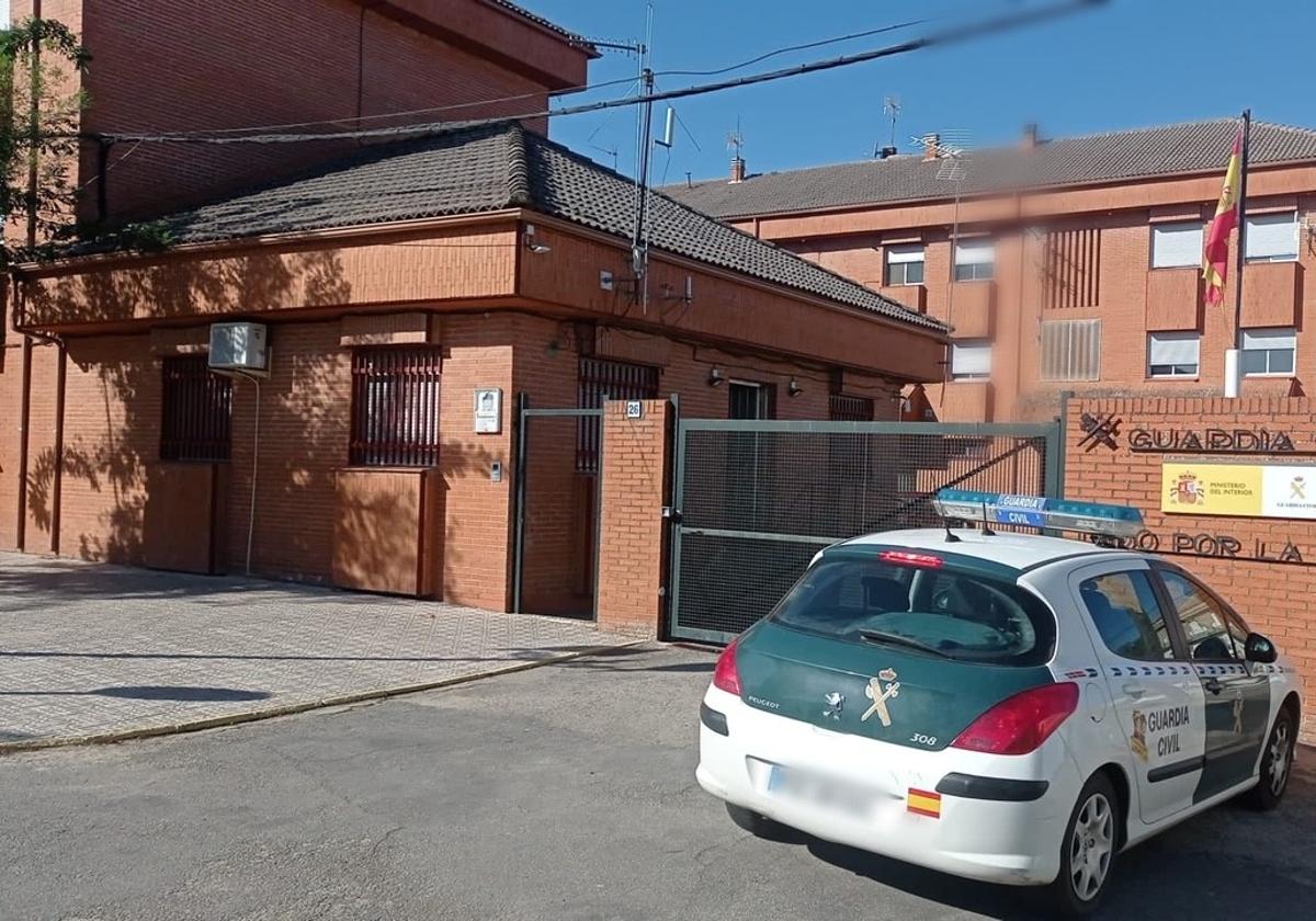 Investigados por hurto, estafa, falsedad documental y suplantación de identidad en la compraventa de un vehículo