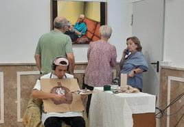 'Perfomance' de Aarón en la exposición que protagonizó en la Fundación Concha