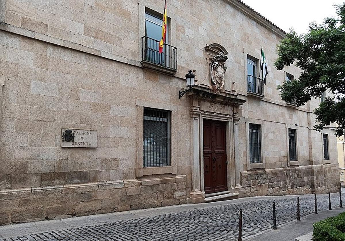 Condenan a una madre de Navalmoral por impedir que su exmarido pueda estar con sus dos hijos