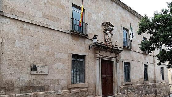 Condenan a una madre de Navalmoral por impedir que su exmarido pueda estar con sus dos hijos