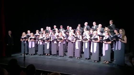 La coral Amigos de la Música celebra su 25 aniversario