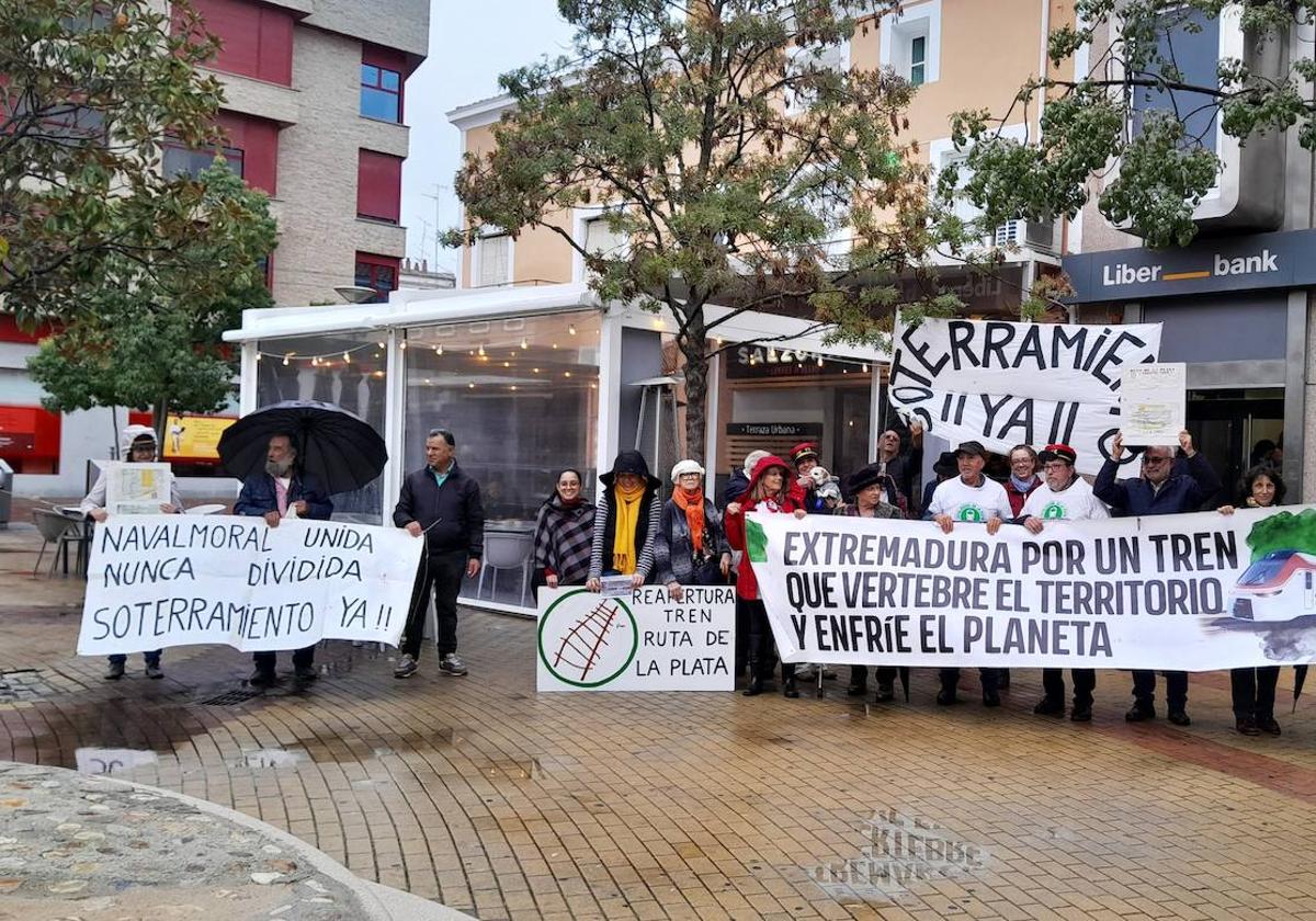 No al Muro secunda la petición para recuperar el tren Ruta de la Plata