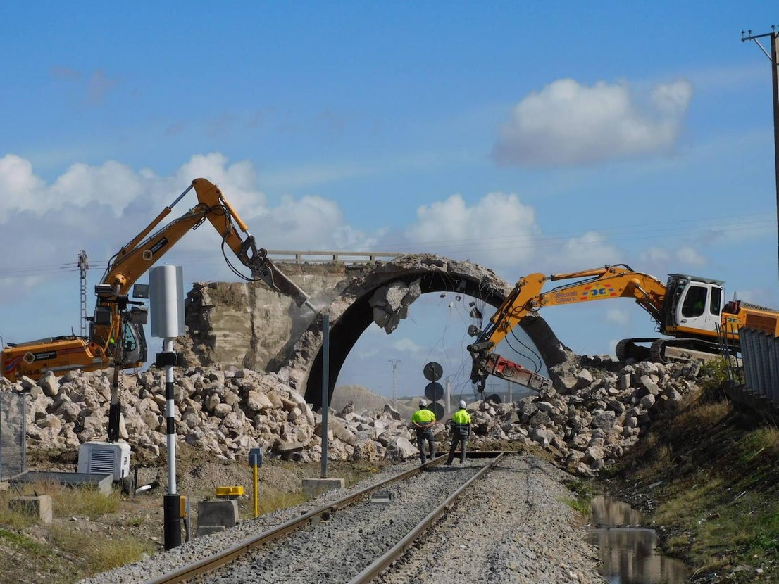 Las obras del tren siguen modificando el trazado urbano