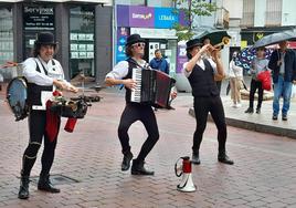 El Cuarteto Maravilla en la desapacible Calle Teatronal de noviembre