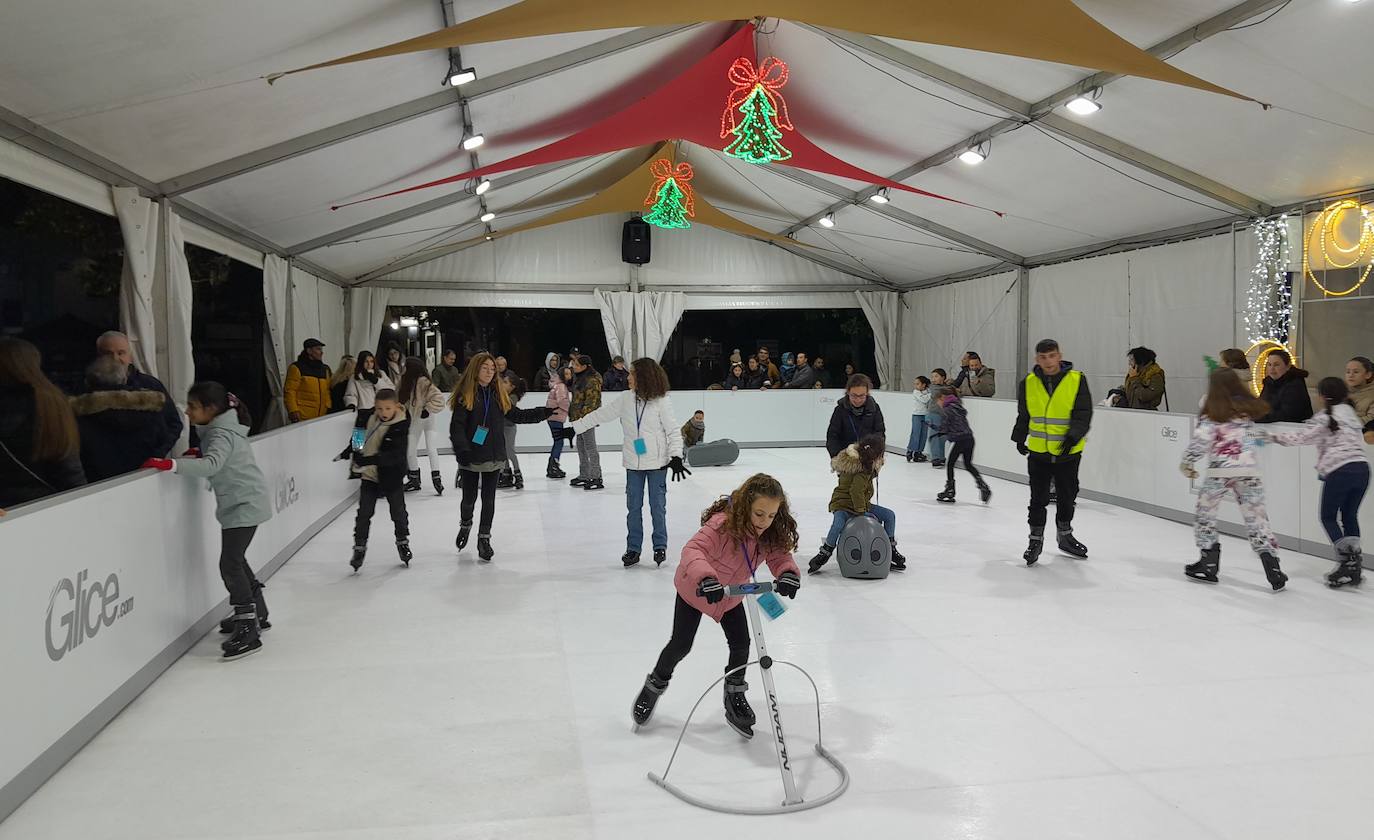 Pista de hielo en la plaza de España