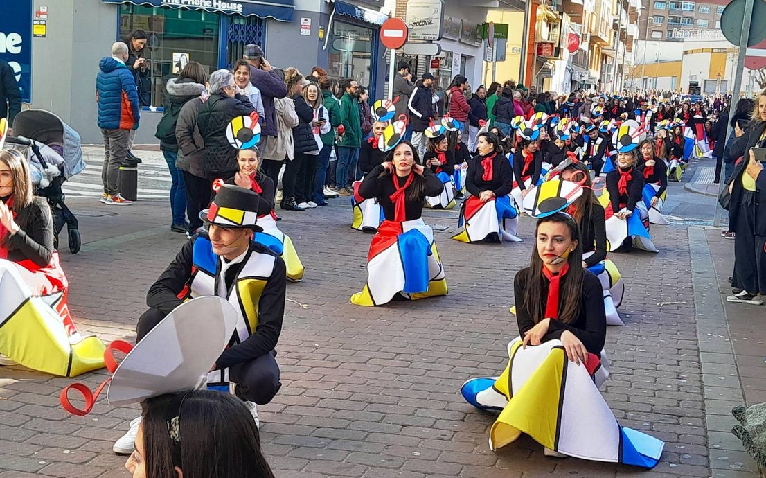 Fotos: Multitudinario desfile juvenil