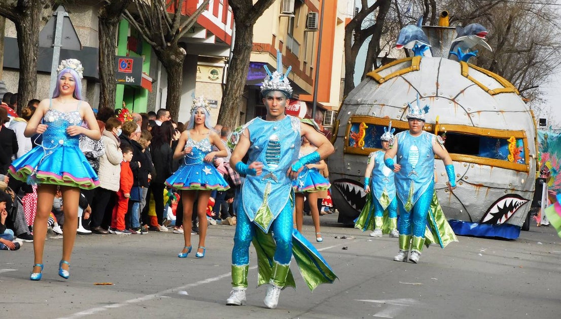 Fotos: Carrozas y comparsas