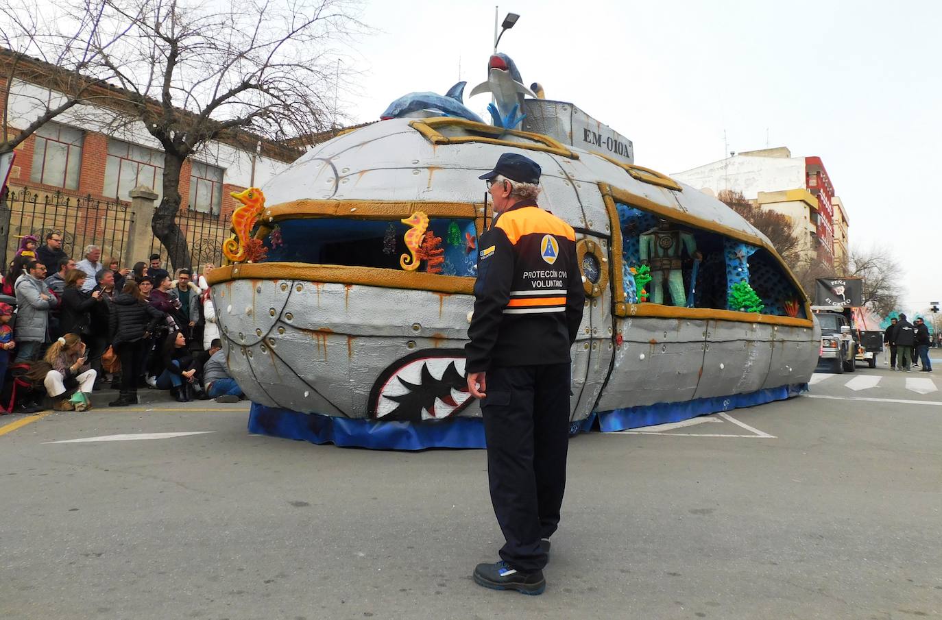 Fotos: Carrozas y comparsas