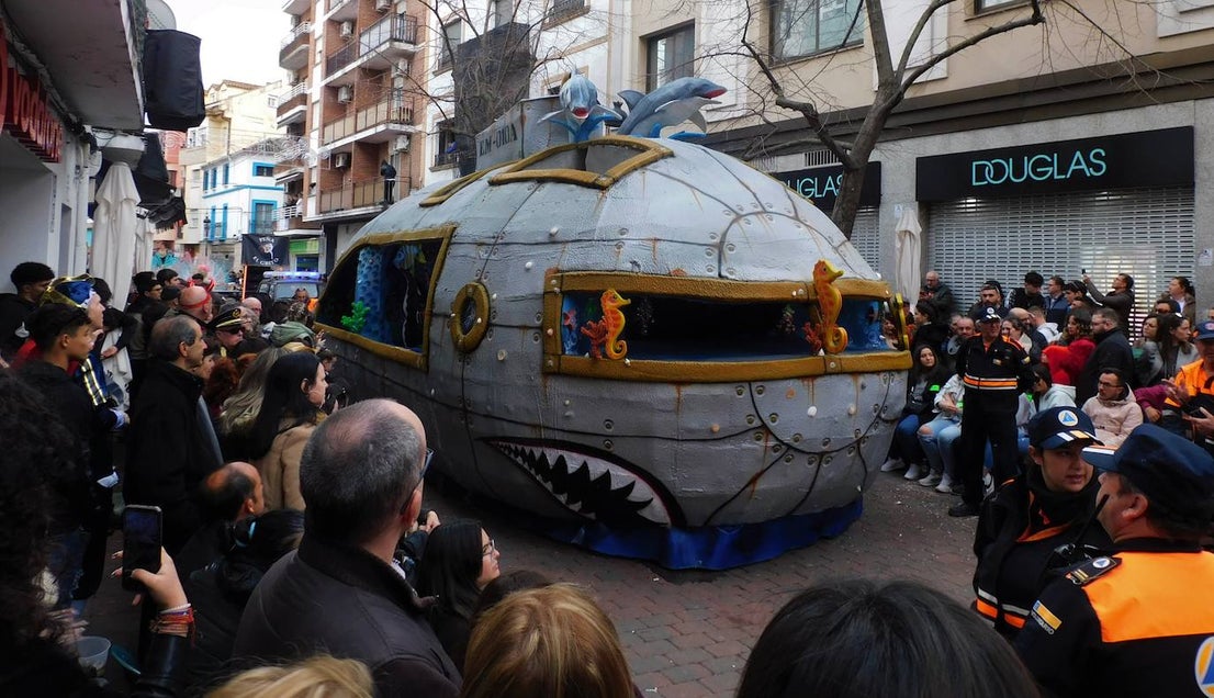 Fotos: Carrozas y comparsas