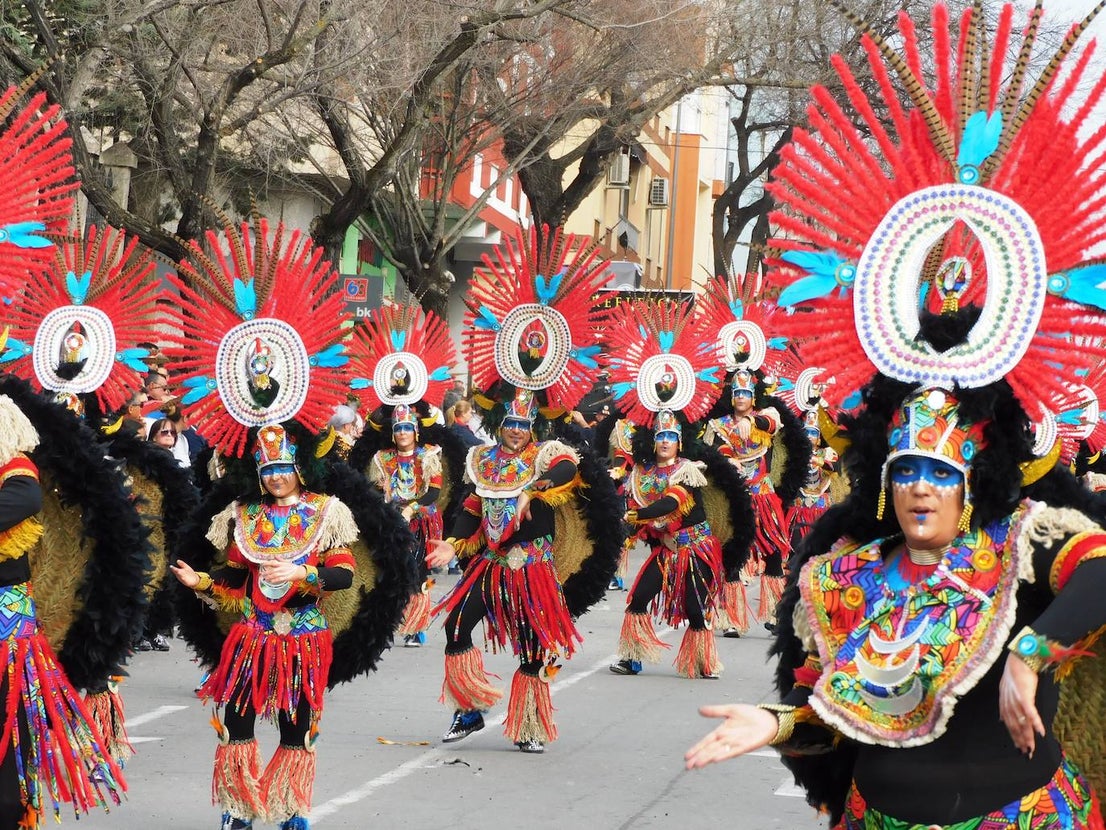 Fotos: Carrozas y comparsas