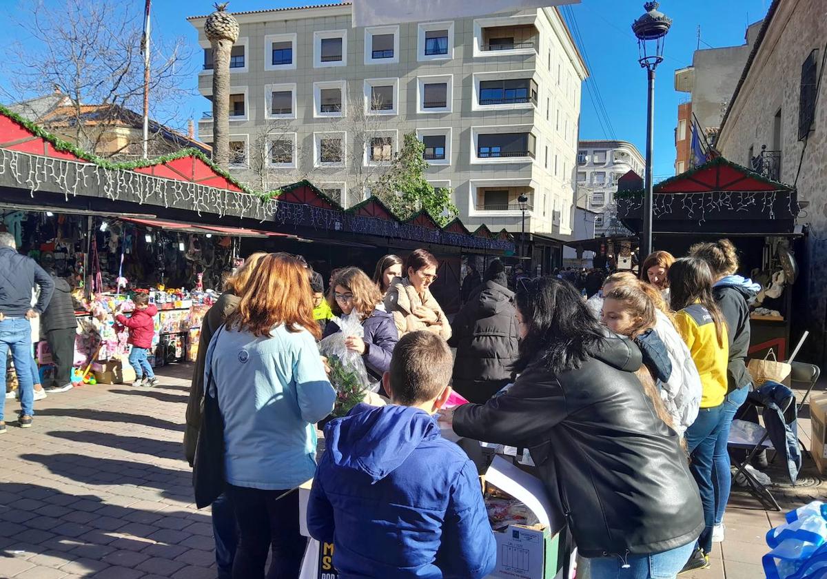 El Ayuntamiento licita el 'Suministro e instalación de toldos para sombreado estival en zona comercial centro'
