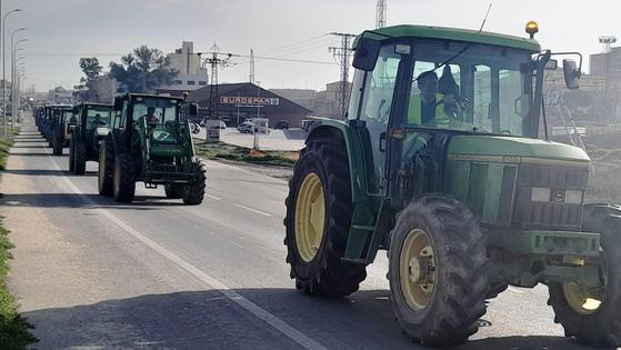 Los agricultores vuelven a 'tomar' las carreteras