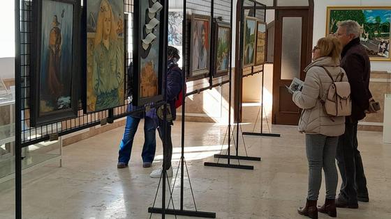 La Asociación de Artes Plásticas tiene abierta hasta el jueves la exposición 'Miradas'