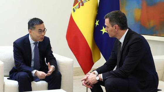 Envision confirma a Pedro Sánchez que iniciará las obras de la gigafactoría antes del verano